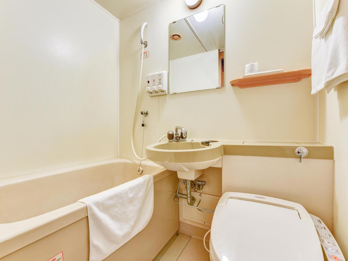 Hotel Primrose Saito Екстериор снимка