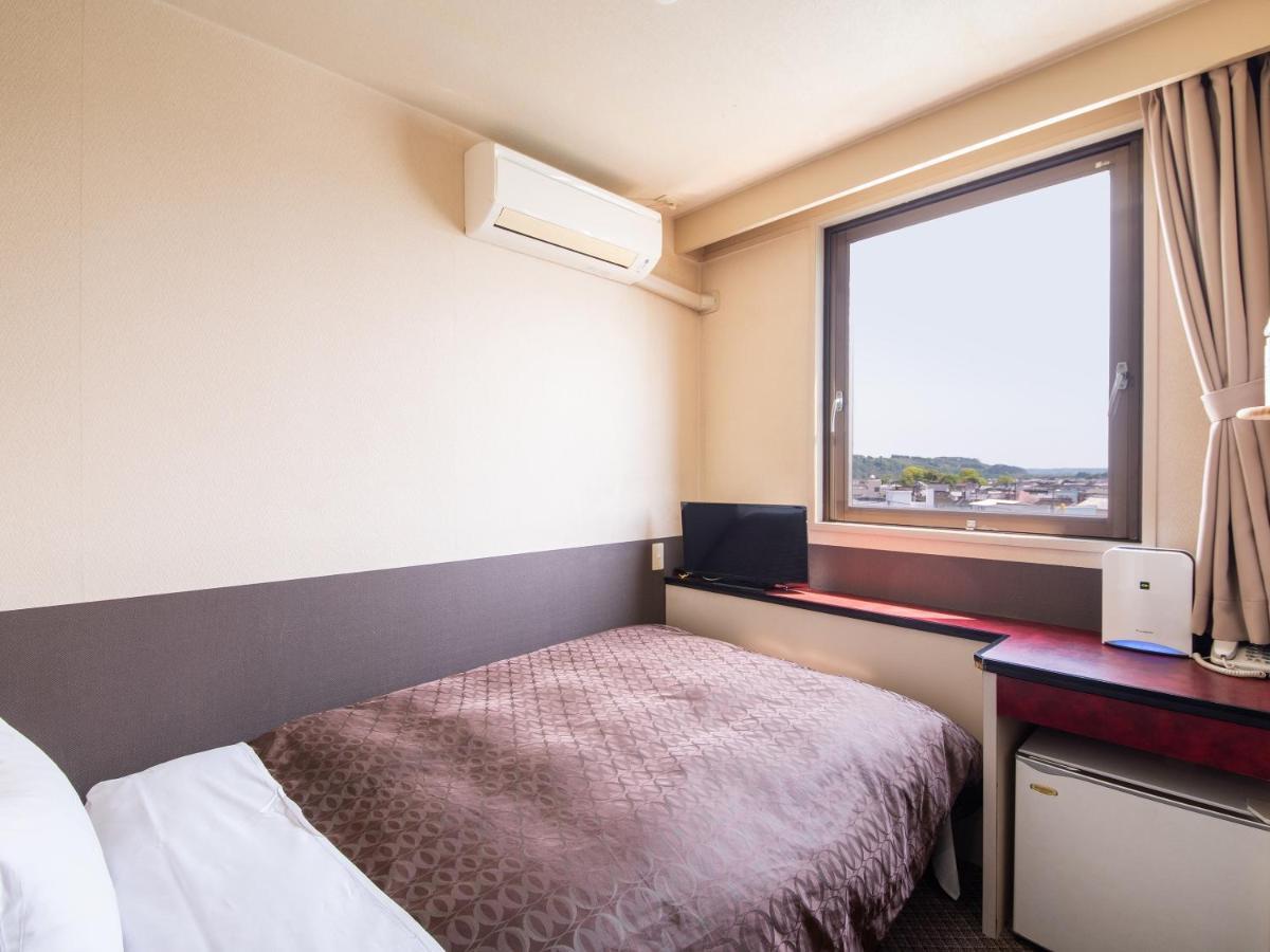 Hotel Primrose Saito Екстериор снимка